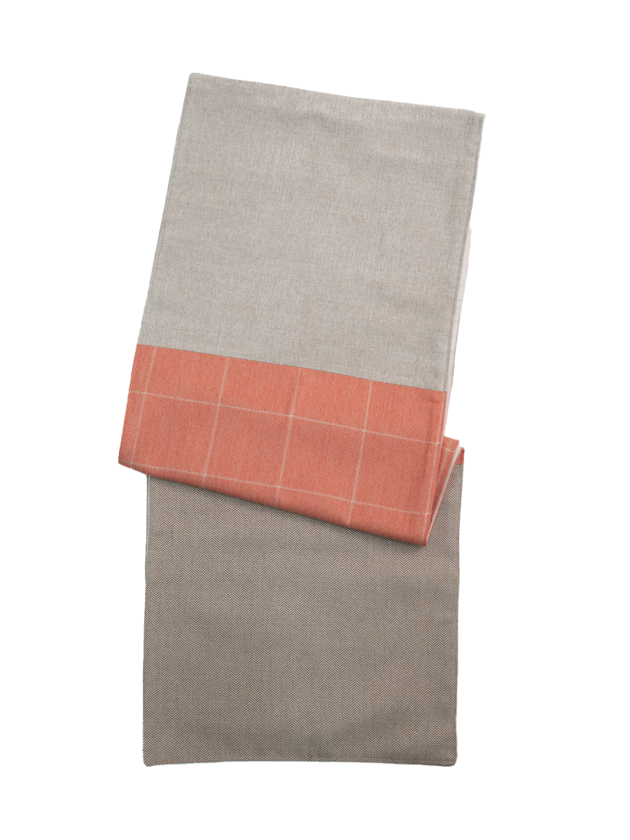 Table Runner 675 90"